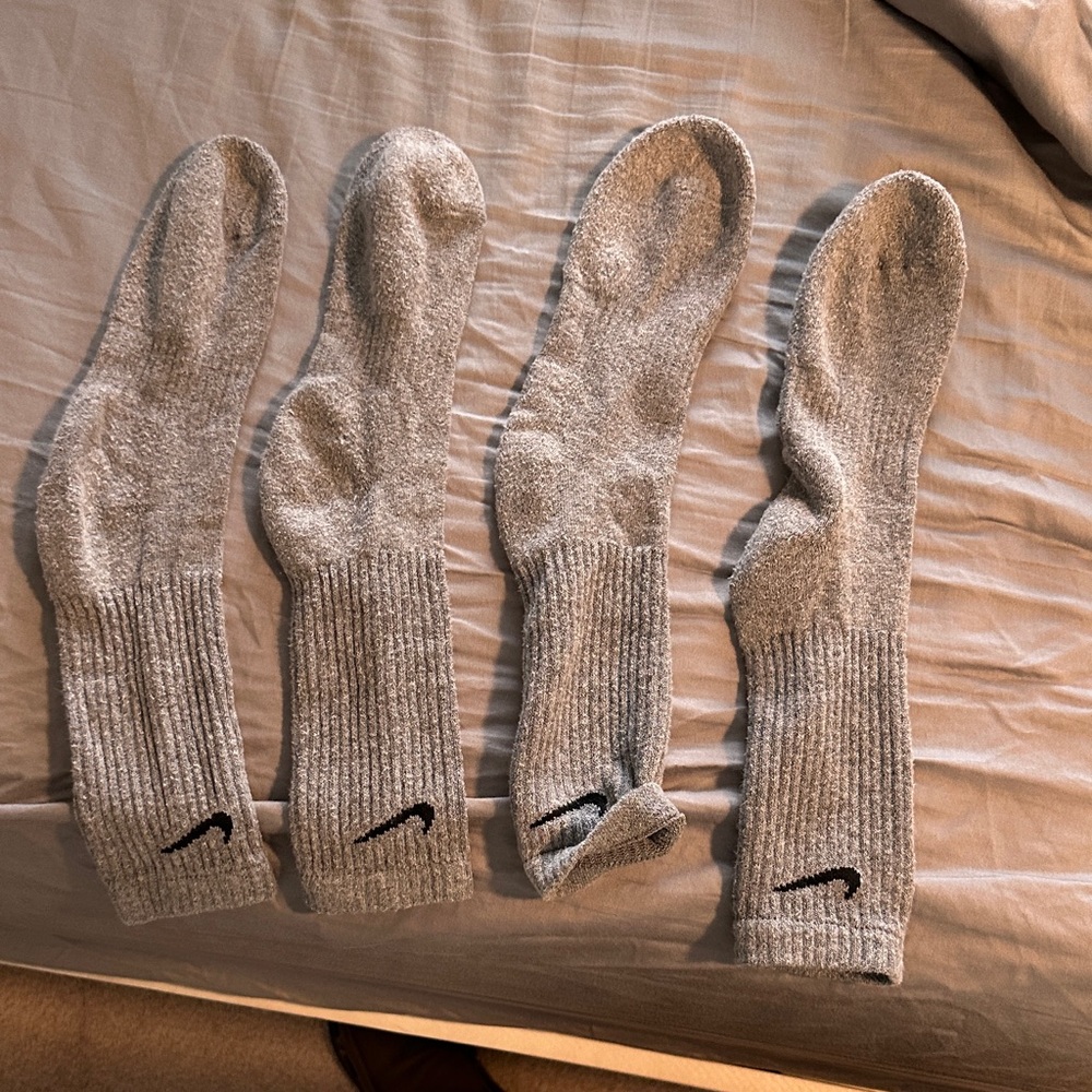 Nike Men's Athletic Gray Crew Socks